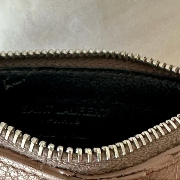Saint Laurent Fragments Zipped Card Case - Picture 10 of 10